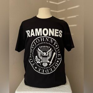 Ramones seal T-shirt